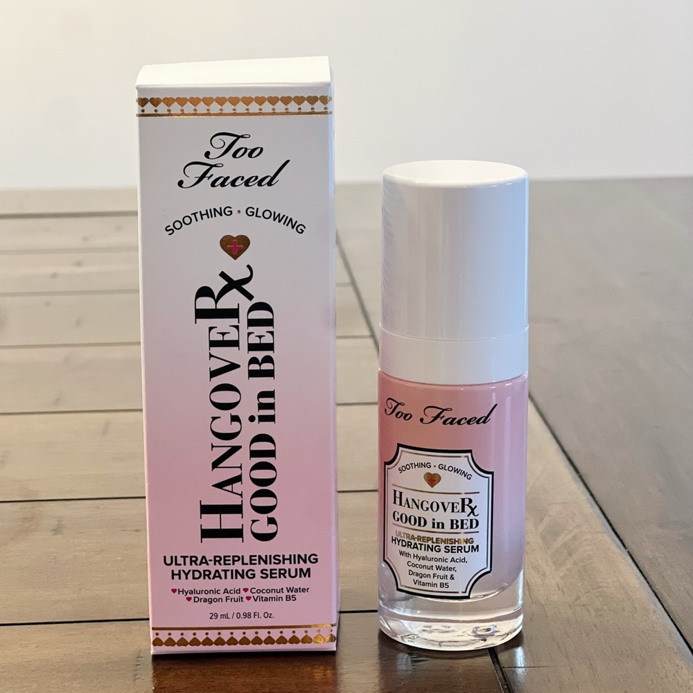 Too Faced Soothing and Glowing Ultra Replenishing Hydrating Serun 29ml